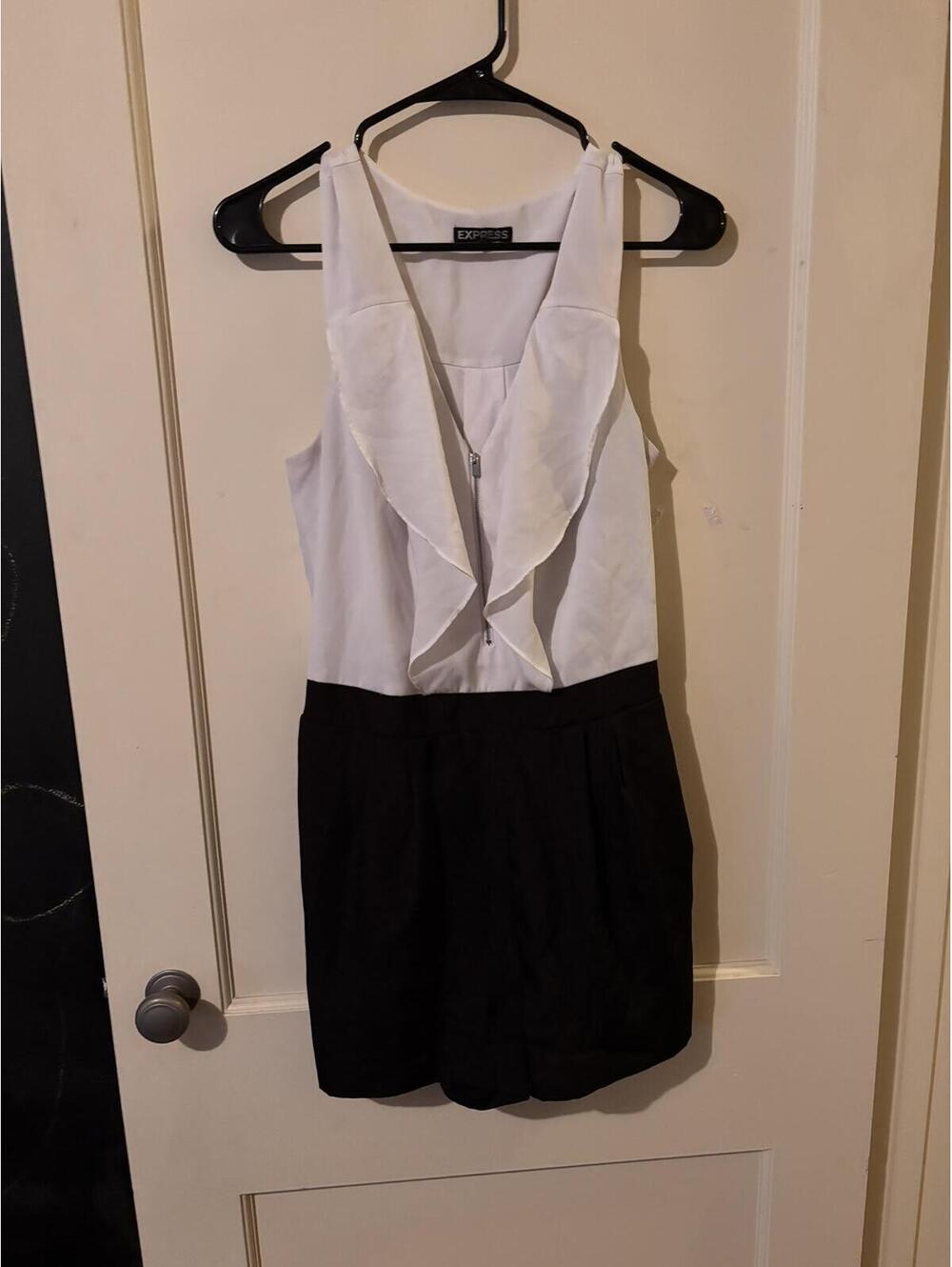 Express Women's Sleeveless Black and White Romper